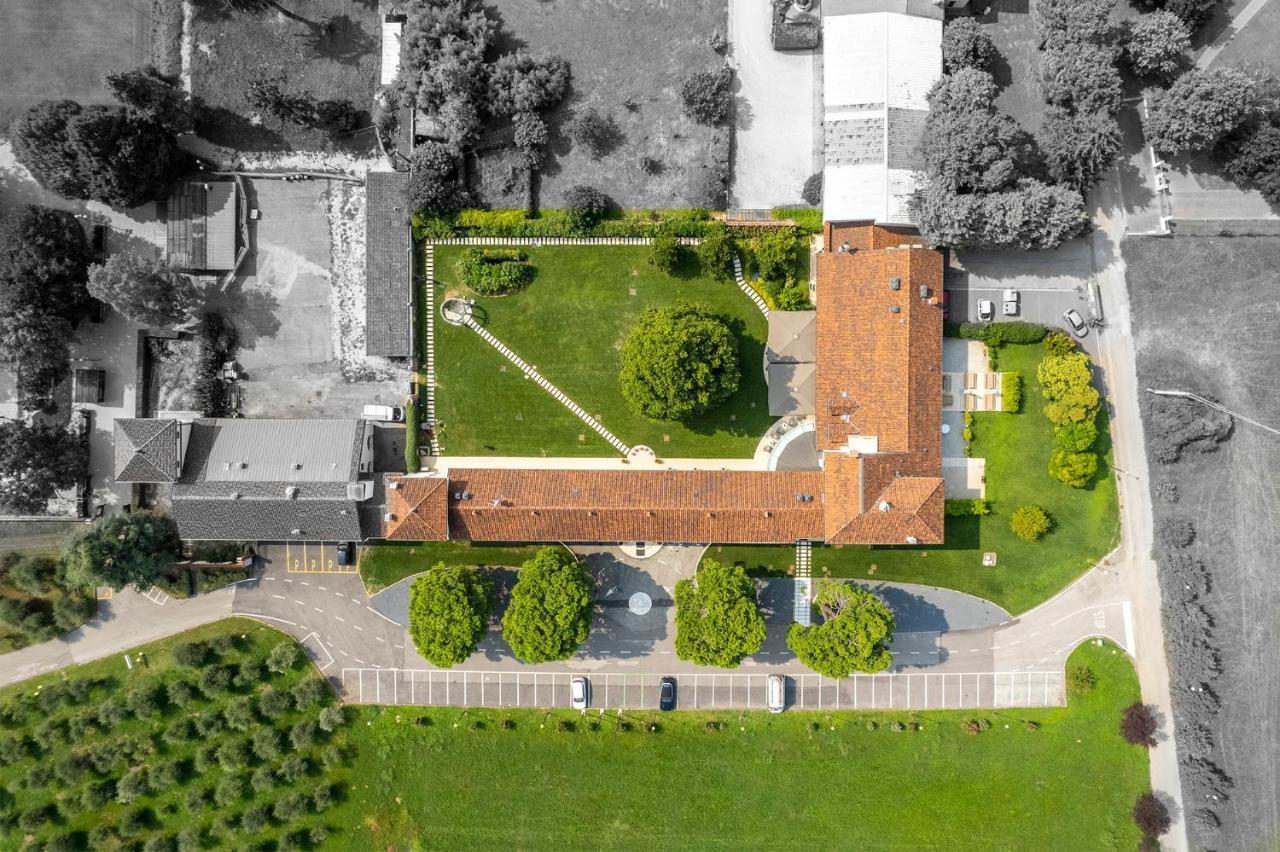 Hotel Villa I Pini Malo  Dış mekan fotoğraf